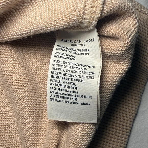 American Eagle Women's Seriously Lived-In Cropped Sweatshirt Size Medium NWOT - Picture 6 of 6